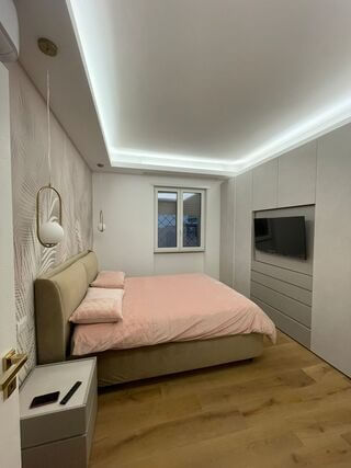 Obrázek #20 z Sarah G.