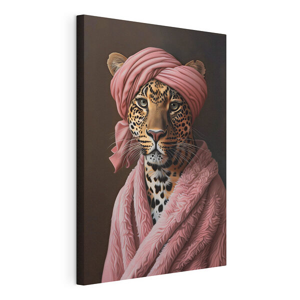 Leopard v růžovém turbanu a plášti Obraz Leopard v růžovém turbanu a plášti